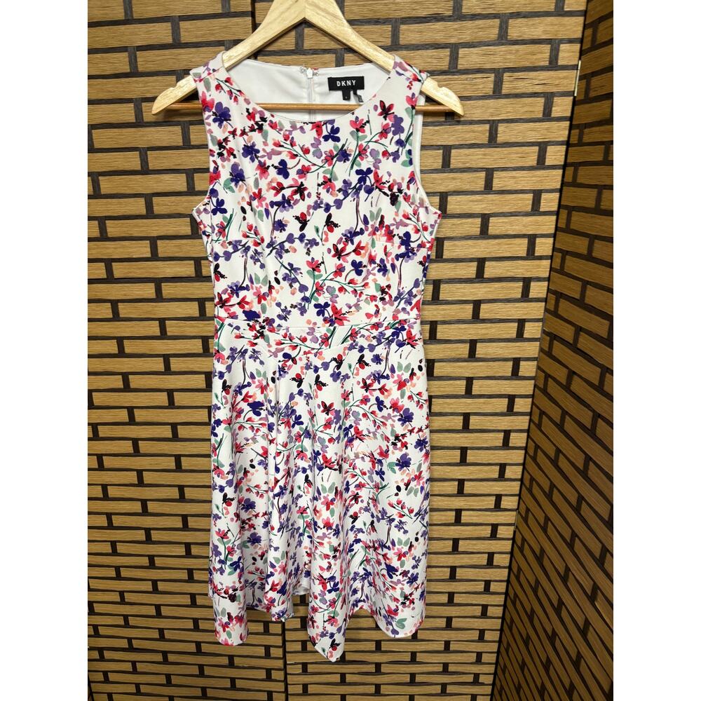 DKNY White Floral‎ Dress Size 2